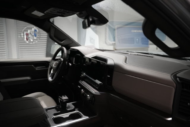 2026 GMC Sierra 1500 SLT - Photo 22