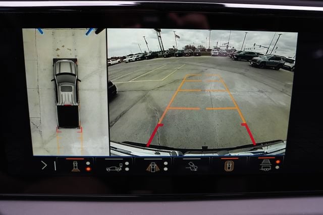 2026 GMC Sierra 1500 AT4X - Photo 23