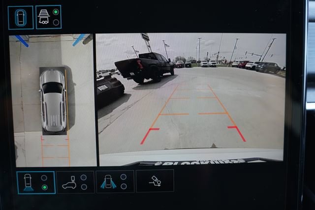 2026 GMC Acadia Elevation - Photo 25