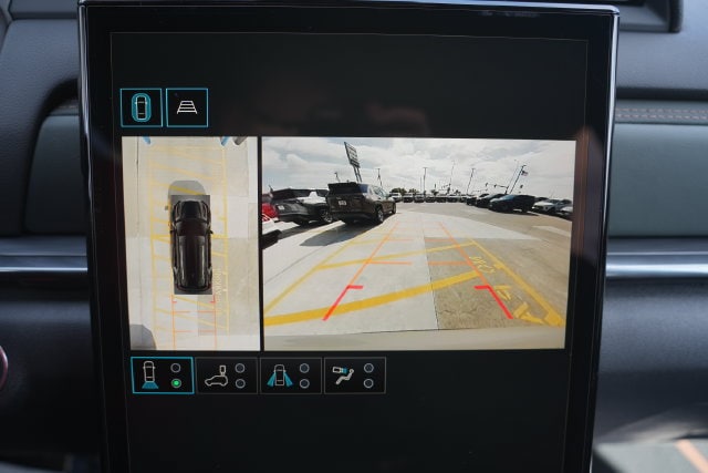 2027 GMC Terrain AT4 - Photo 24