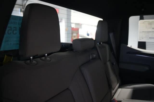 2026 GMC Sierra 1500 SLT - Photo 18