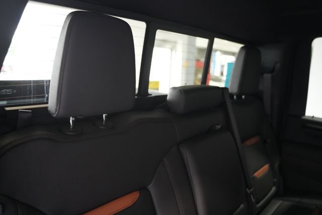 2026 GMC Sierra 3500HD AT4 - Photo 18