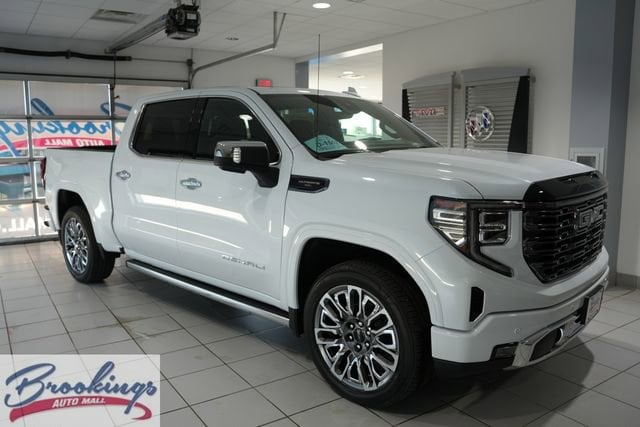 2026 GMC Sierra 4WD Crew Cab Short Box Denali Ultimate's photo
