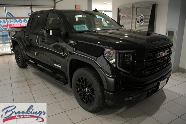2026 GMC Sierra 4WD Crew Cab Short Box Elevation's photo