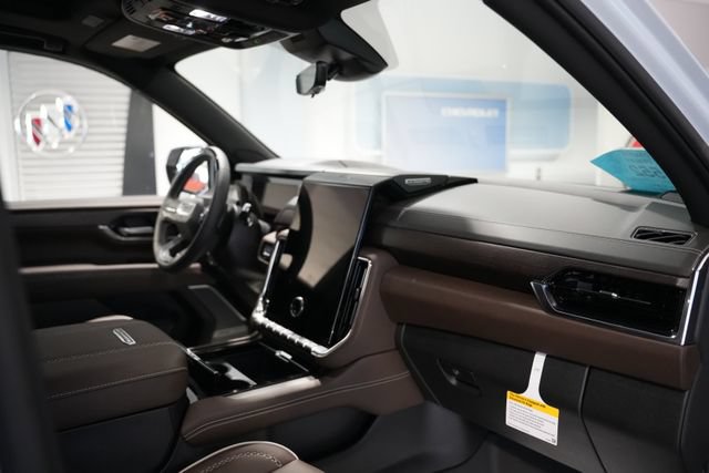 2026 GMC Yukon Denali Ultimate - Photo 25