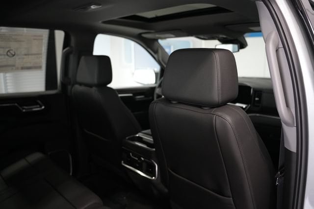 2026 GMC Sierra 1500 SLT - Photo 19