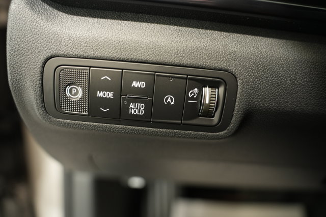 2027 GMC Terrain AT4 - Photo 13