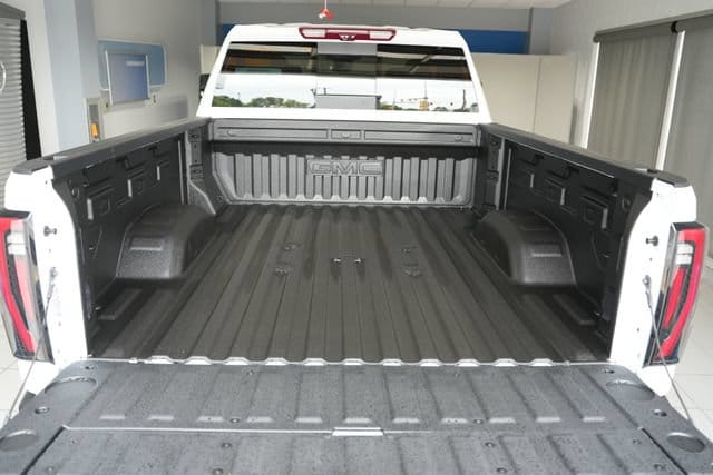 2026 GMC Sierra 3500HD AT4 - Photo 9