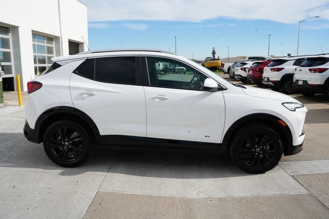 2026 Buick Encore GX Sport Touring - Photo 7
