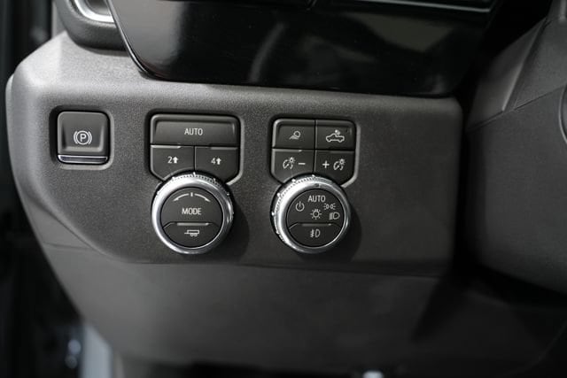 2026 GMC Sierra 1500 SLT - Photo 12