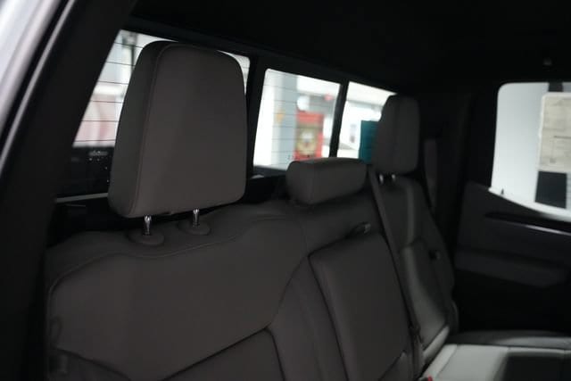 2026 GMC Sierra 1500 SLT - Photo 18