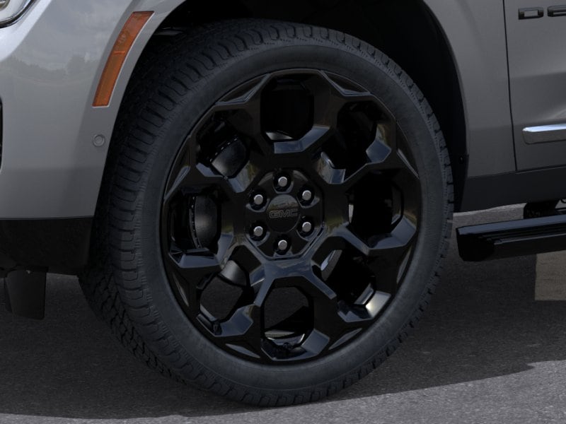 2026 GMC Yukon XL Denali - Photo 9