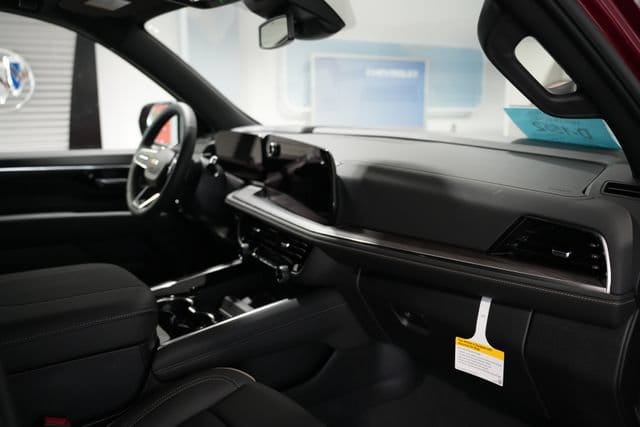 2026 Chevrolet Suburban Premier - Photo 24