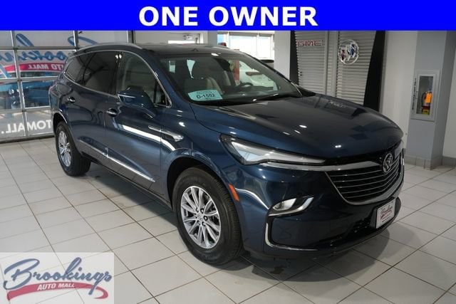 2023 Buick Enclave Essence AWD's photo