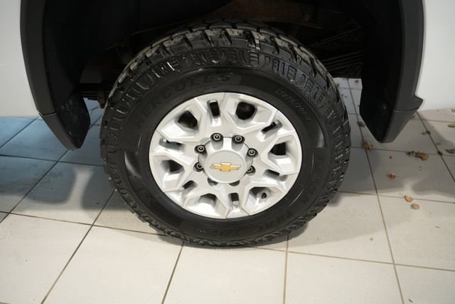 2022 Chevrolet Silverado 3500HD LT - Photo 10