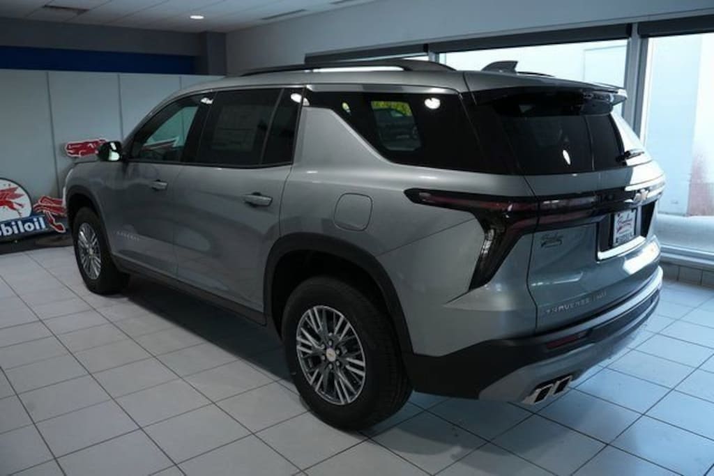New 2026 Chevrolet Traverse LT SUV