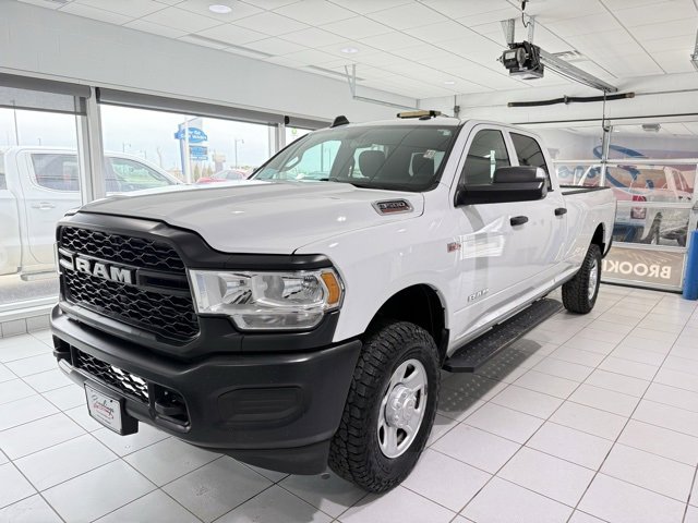 2021 Ram 3500 Tradesman photo 2
