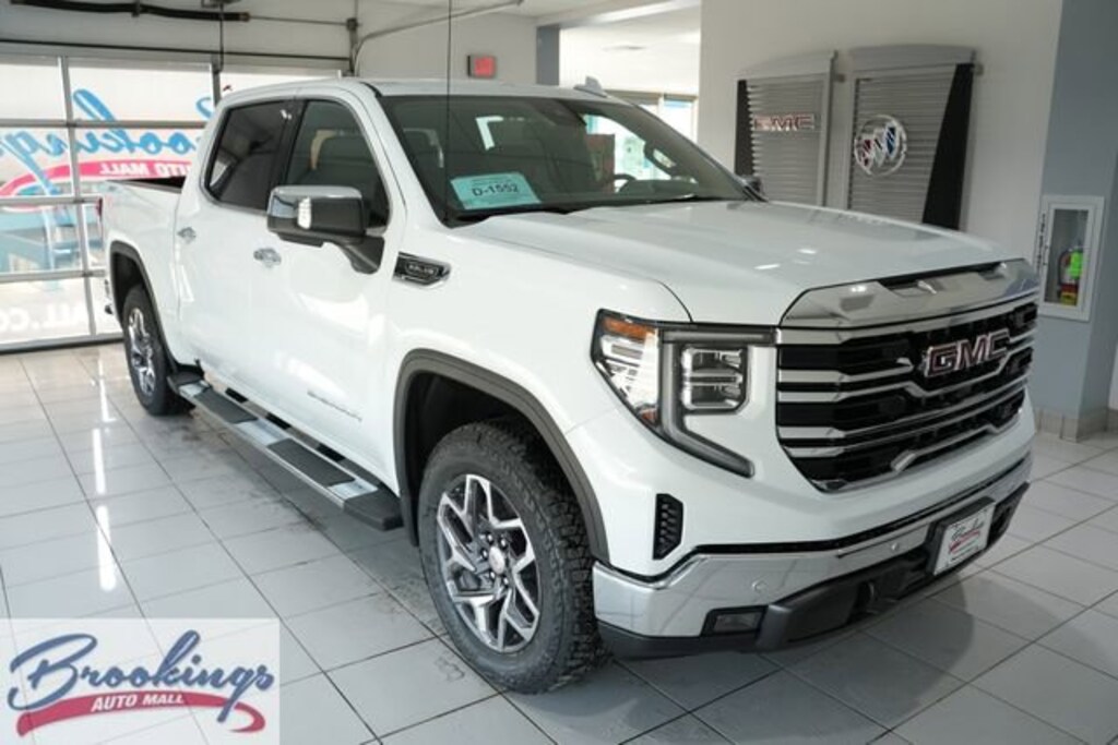 New 2026 GMC Sierra 1500 SLT Truck