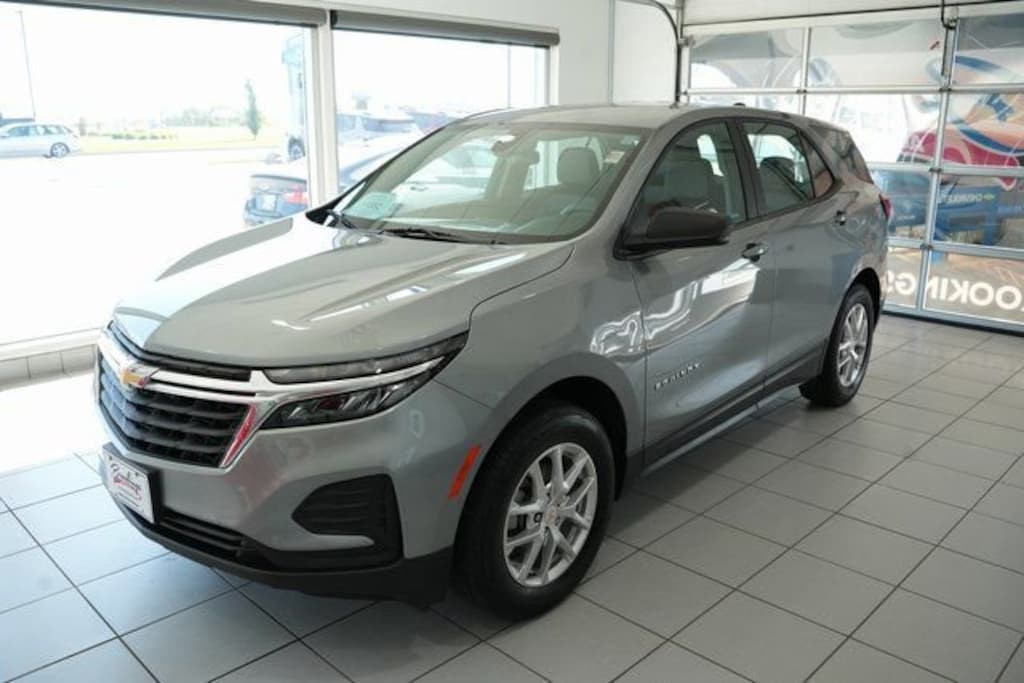 Used 2023 Chevrolet Equinox LS SUV