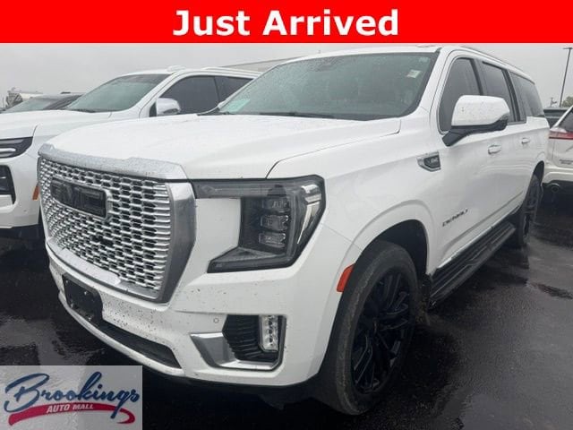 2022 GMC Yukon Denali's photo