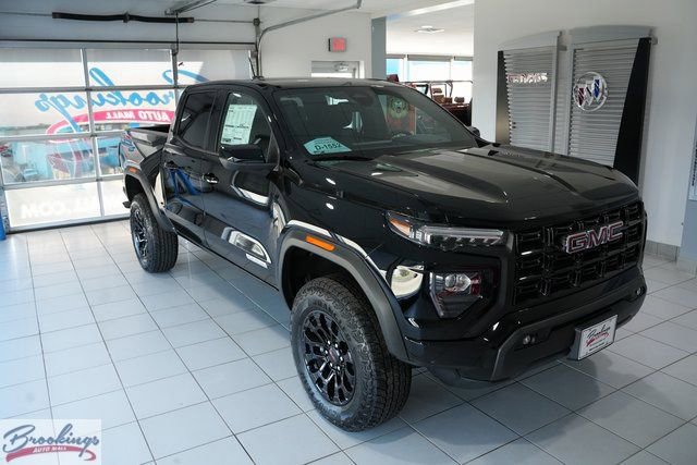 2026 GMC Canyon Elevation's photo