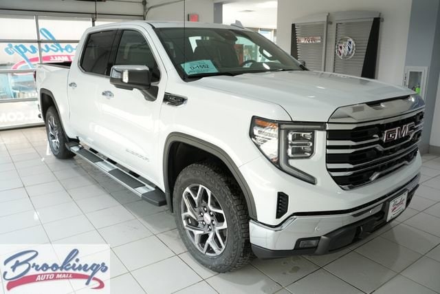 2026 GMC Sierra 1500 SLT's photo