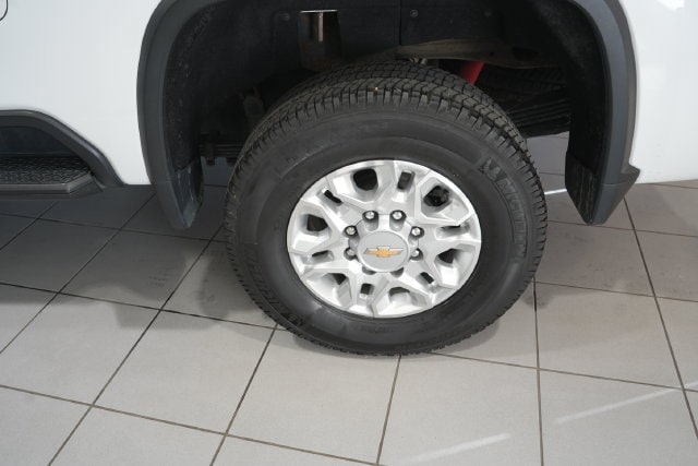 Photo 10