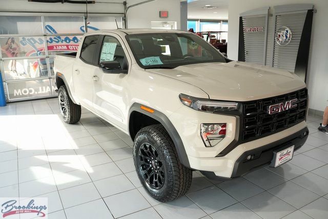 2026 GMC Canyon Elevation's photo