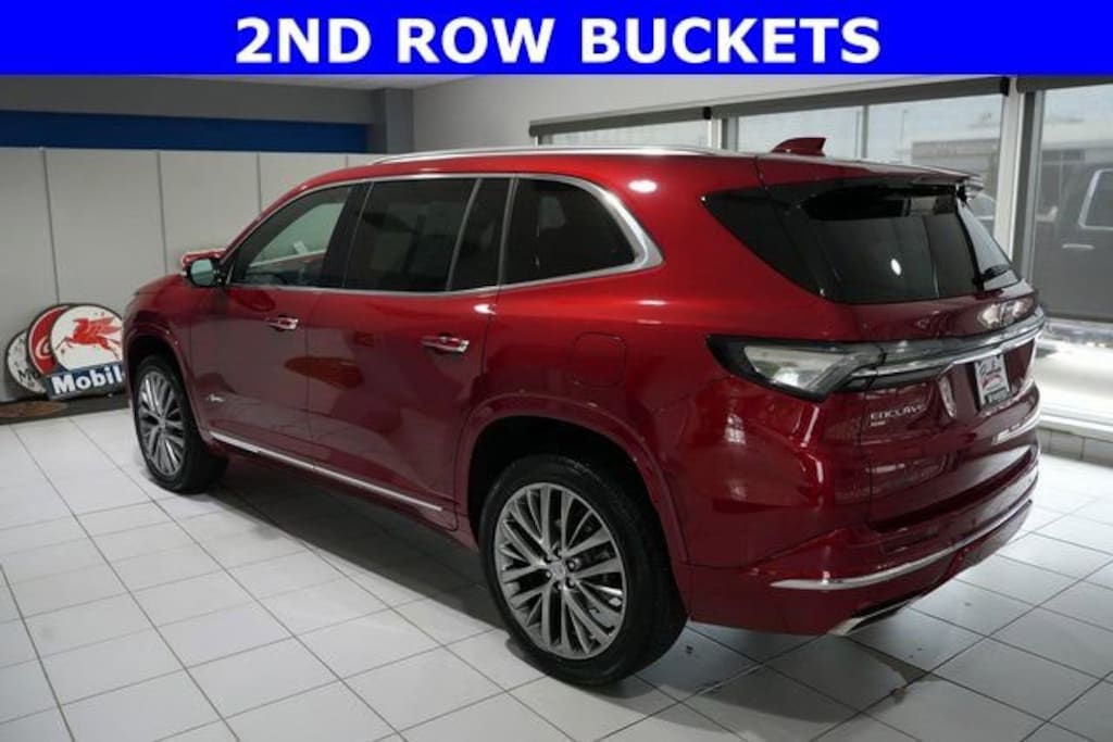 Used 2025 Buick Enclave Avenir SUV
