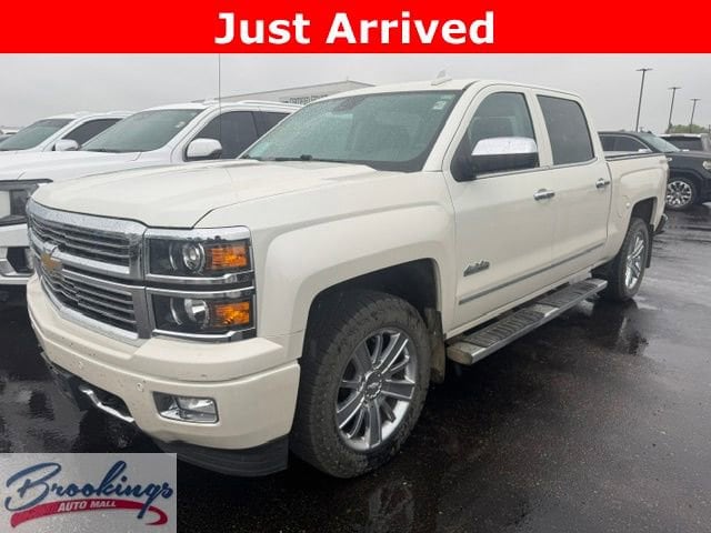 2015 Chevrolet Silverado 1500 High Country 4X4 Crew Cab Short Box's photo