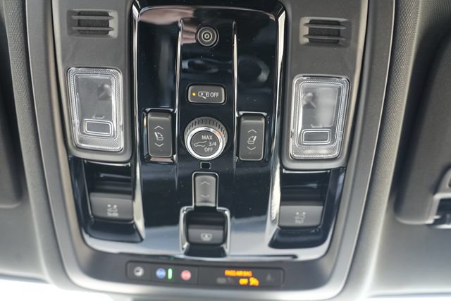 2026 Chevrolet Suburban Premier - Photo 30