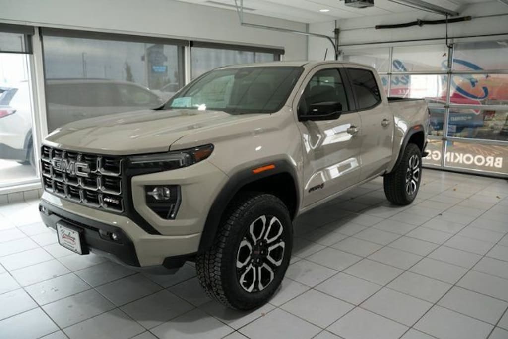 New 2026 GMC Canyon AT4 Truck