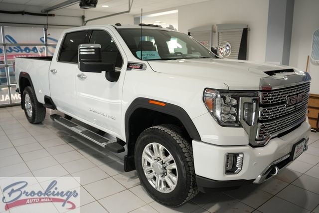 2023 GMC Sierra 4WD Crew Cab Standard Box Denali's photo
