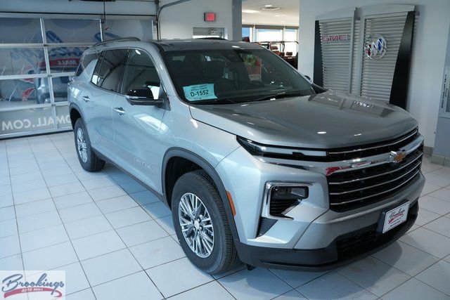 2026 Chevrolet Traverse LT's photo