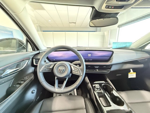 2025 Buick Envision Preferred photo 2
