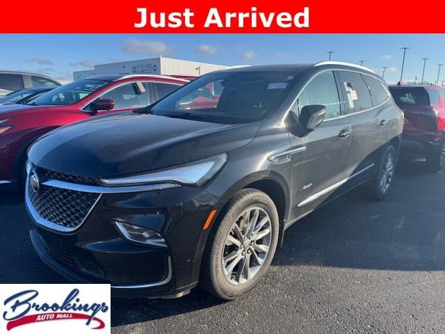 2023 Buick Enclave Avenir's photo