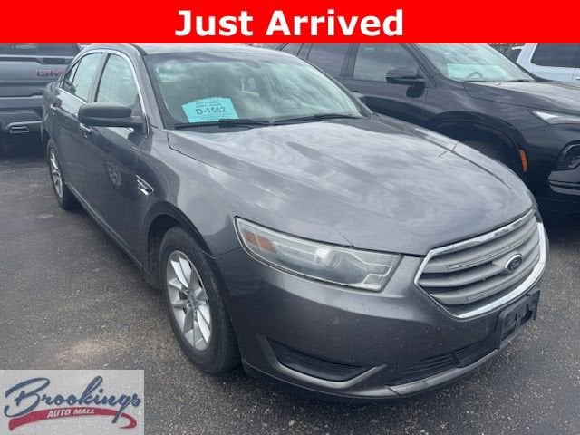 2014 Ford Taurus SE FWD's photo