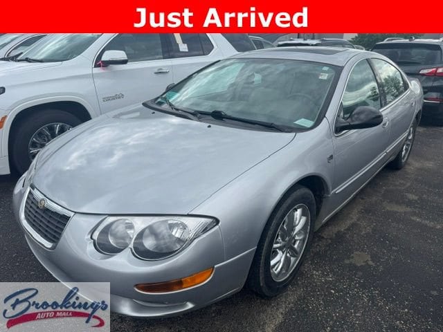 2004 Chrysler 300 -'s photo