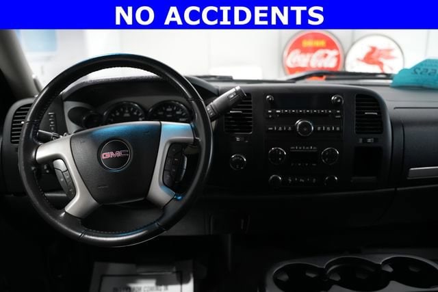 Used 2013 GMC Sierra 1500 SLE with VIN 3GTP2VE77DG355972 for sale in Brookings, SD