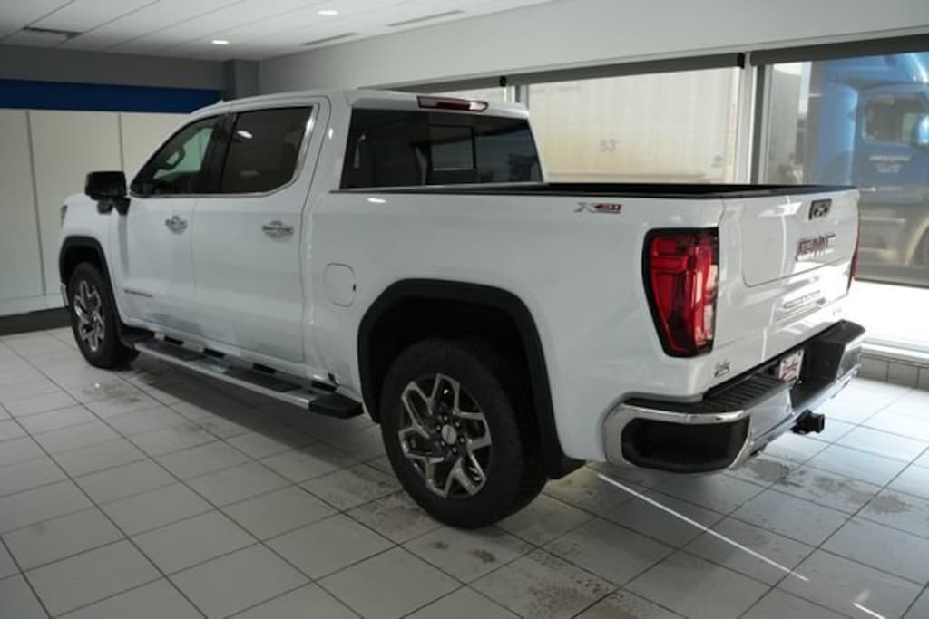New 2026 GMC Sierra 1500 SLT Truck