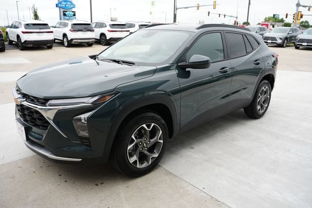 2026 Chevrolet Trax LT - Photo 27
