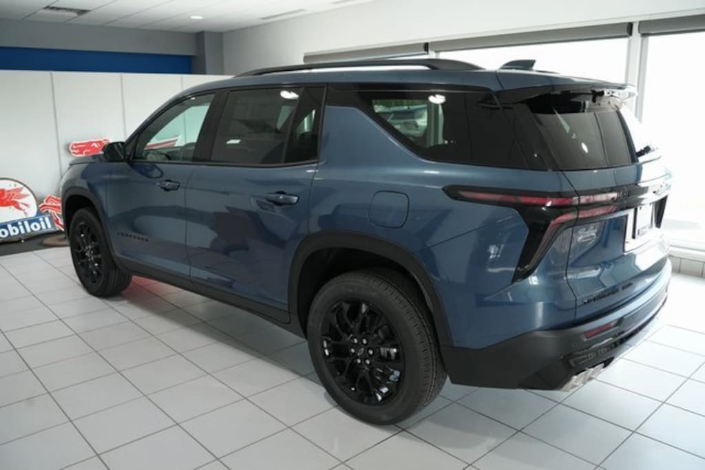 New 2026 Chevrolet Traverse LT SUV