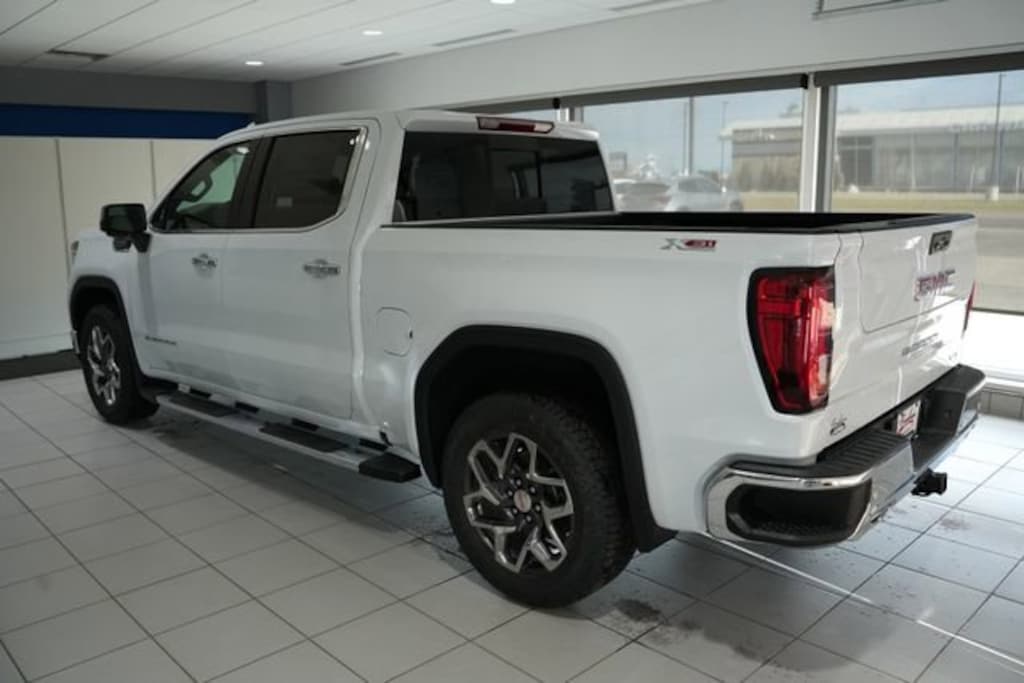 New 2026 GMC Sierra 1500 SLT Truck