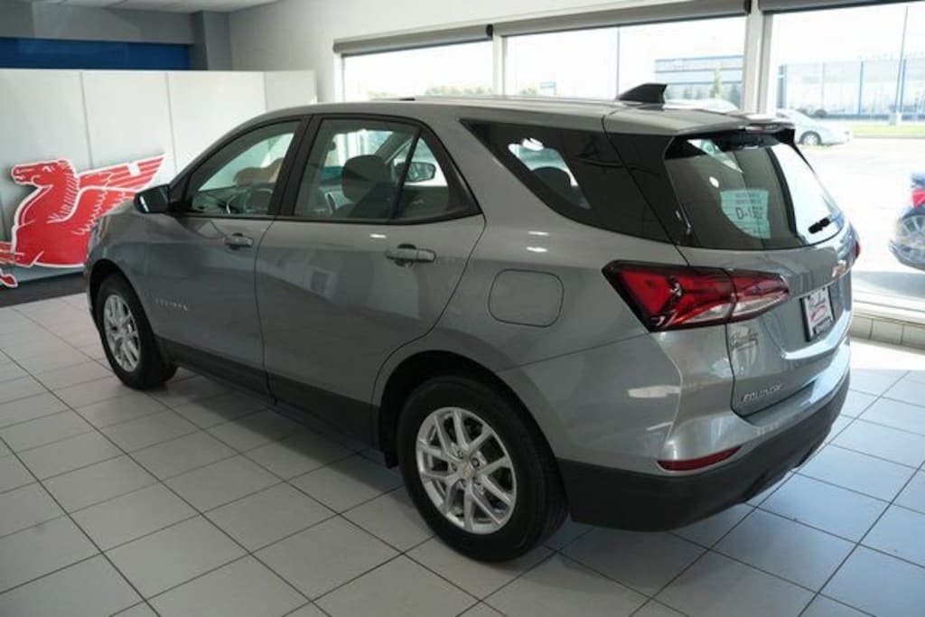 Used 2023 Chevrolet Equinox LS SUV