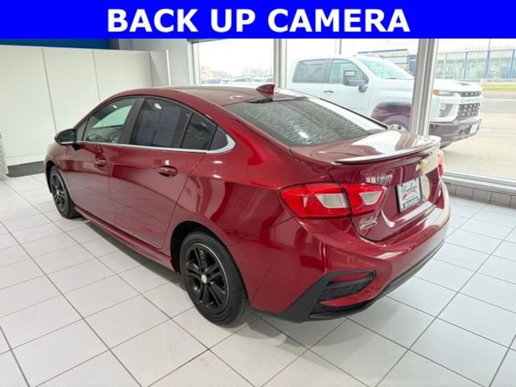 Used 2017 Chevrolet Cruze LT Car