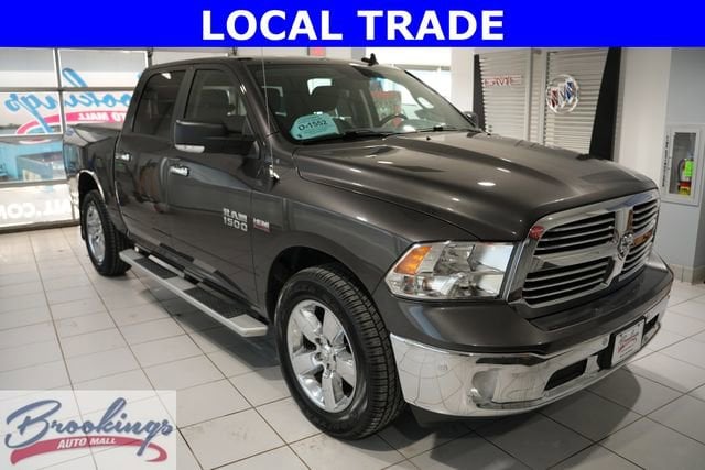 2018 RAM 1500 Big Horn 4x4 Crew Cab 5'7's photo