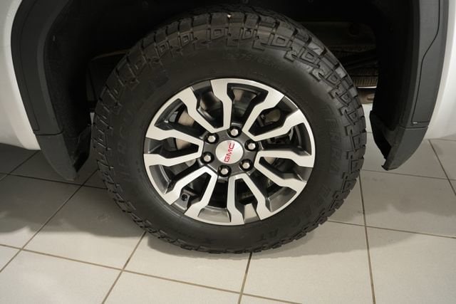 2021 GMC Sierra 1500 SLT - Photo 10