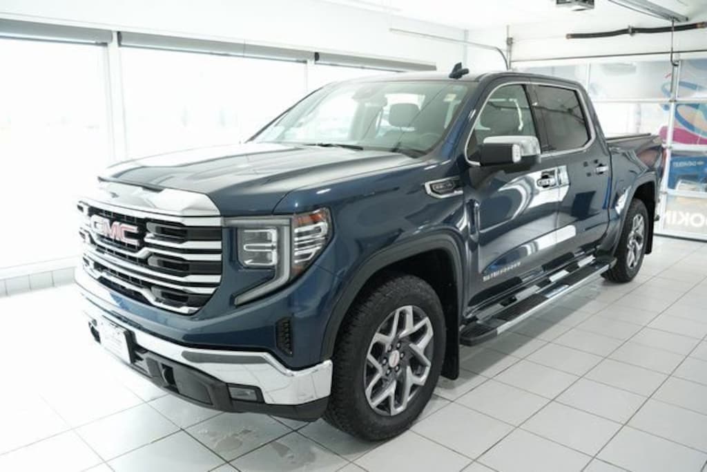 Used 2022 GMC Sierra 1500 SLT Truck