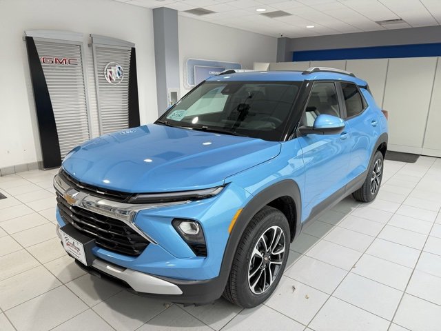 2025 Chevrolet Trailblazer LT photo 4