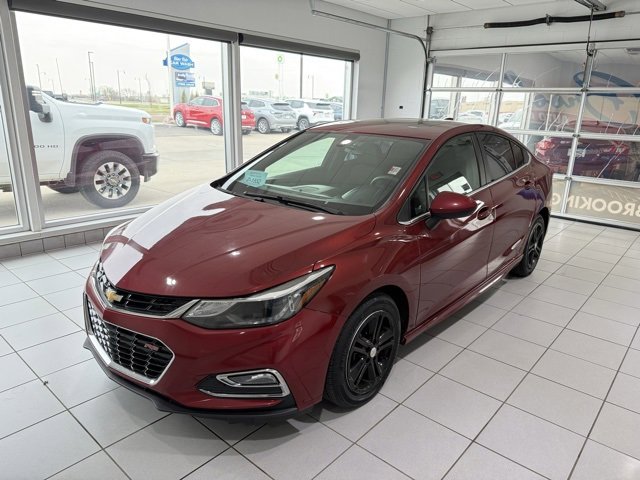 2017 Chevrolet Cruze LT photo 4